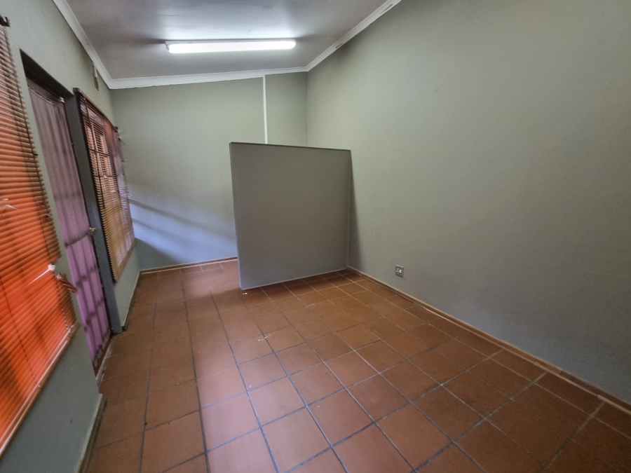 To Let commercial Property for Rent in Bethlehem Free State